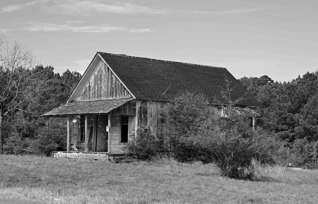 DouglasHouse1_560